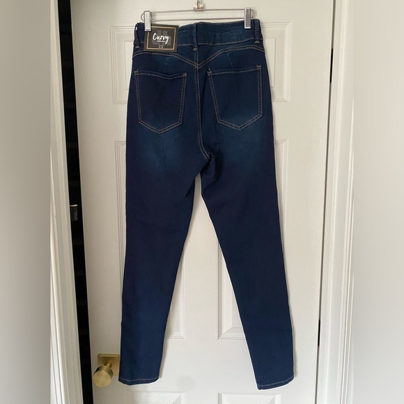 Dollhouse NWT Curvy Collection High-Rise Skinny Jean - Sz 9/10 - Dark Wash - Picture 7 of 8